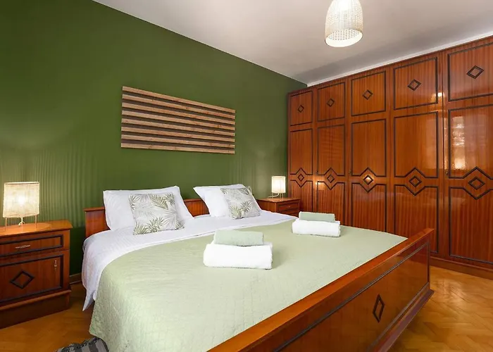 Andrea * Πόρετς